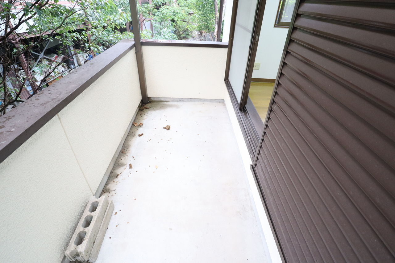 新旭ケ丘　谷澤邸のバルコニー