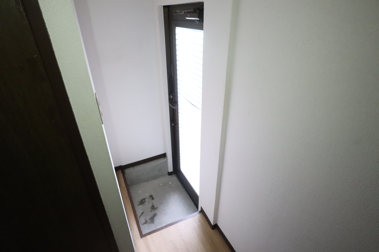 パレシャルム郡山の玄関