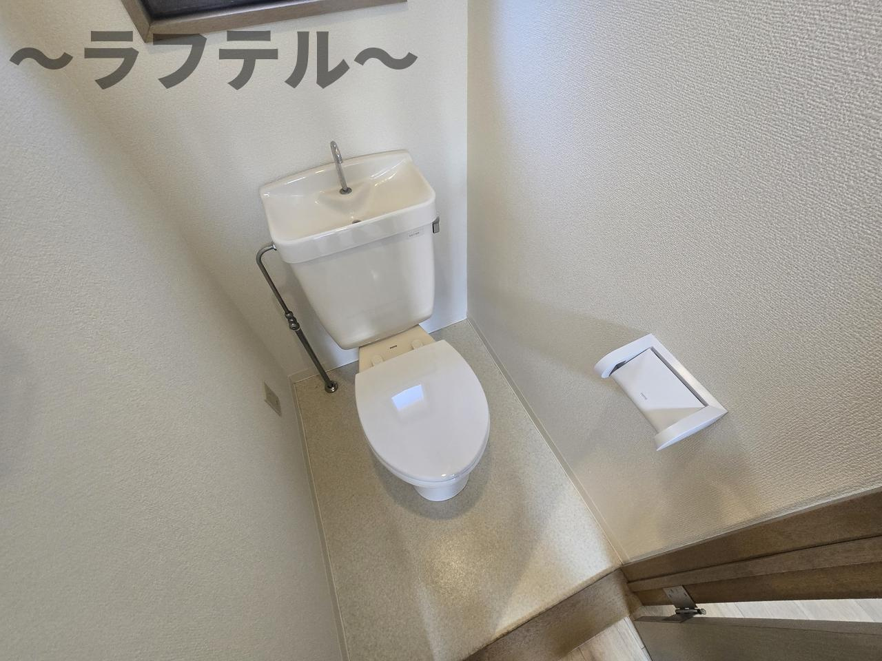 ミストラルのトイレ|別部屋イメージ写真