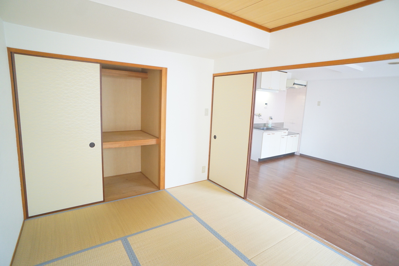 プレアール法隆寺の和室