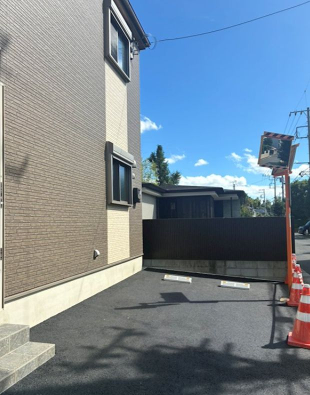 緑区道祖土3丁目戸建の駐車場