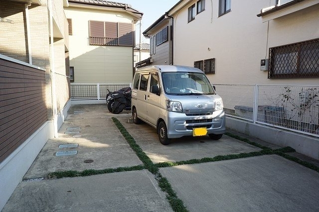 アムール　ファームの駐車場