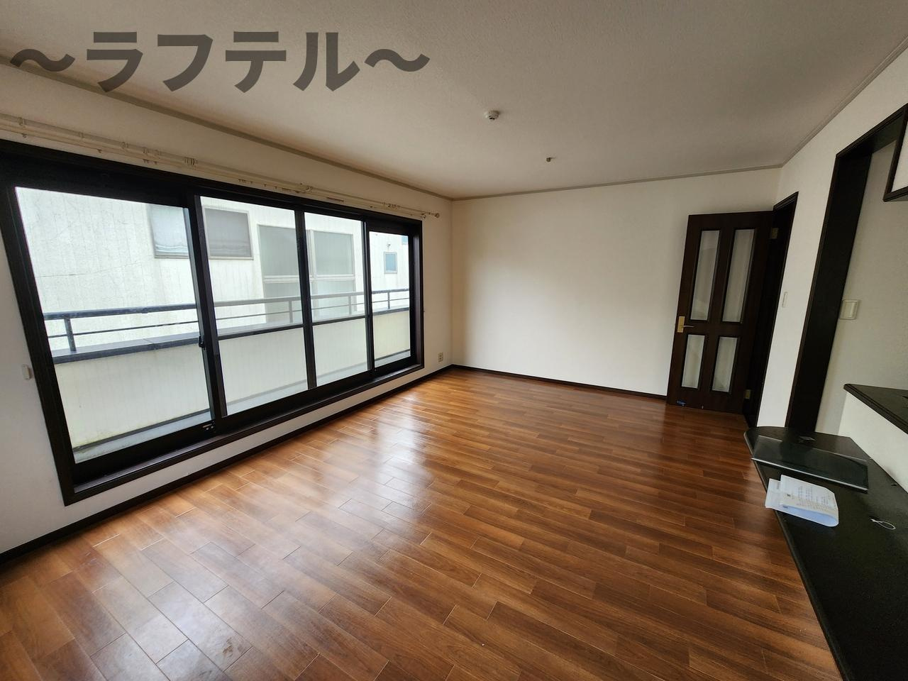 本多邸の居間・リビング