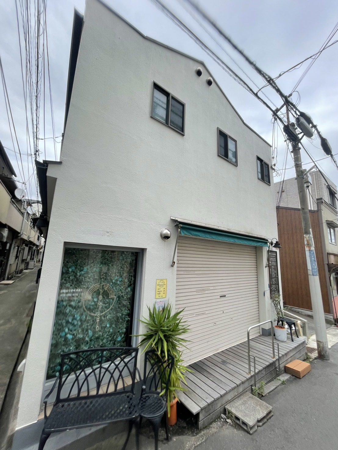 中山手通3丁目連棟店舗の外観