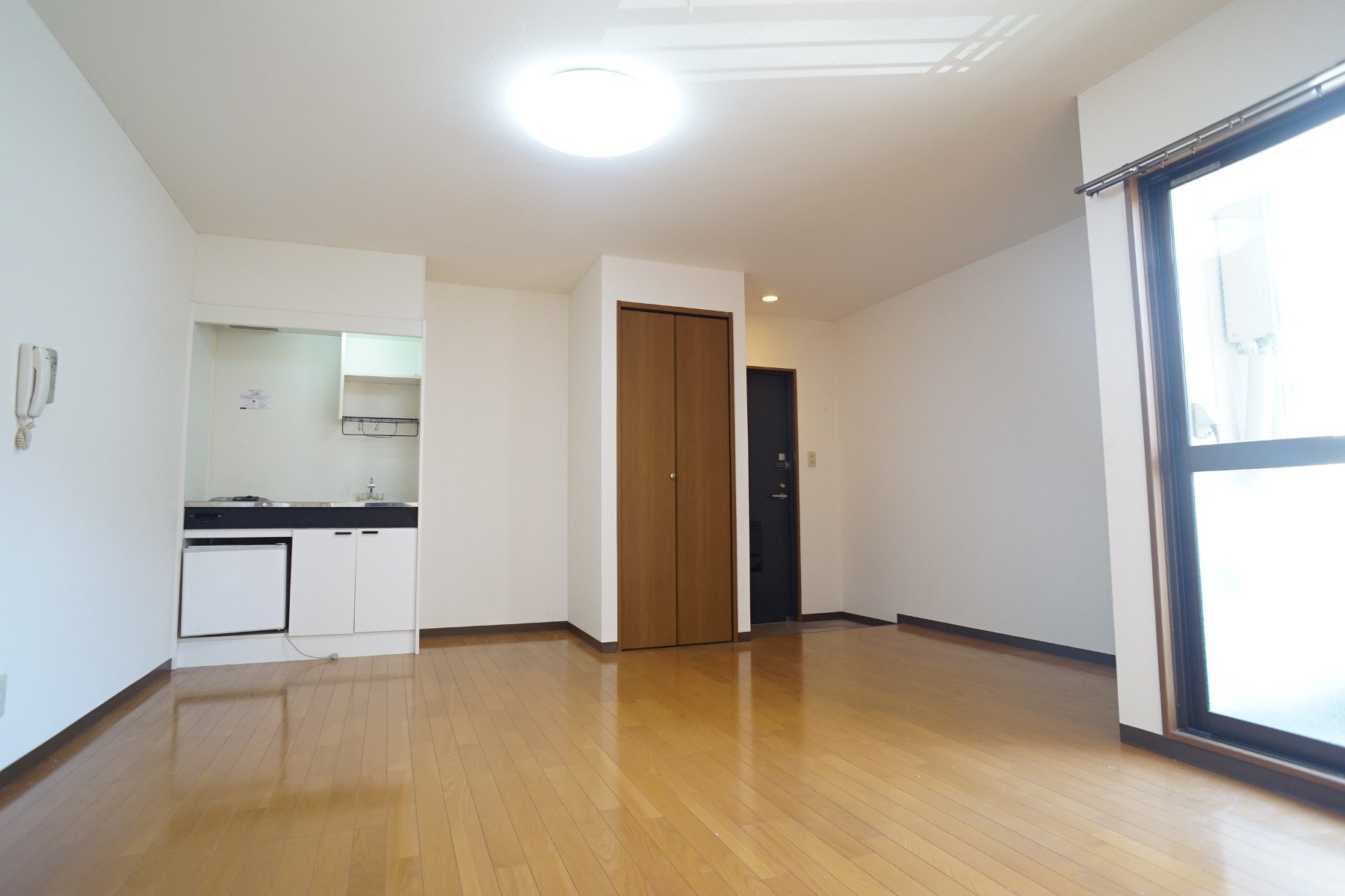 北和通商ビルの洋室