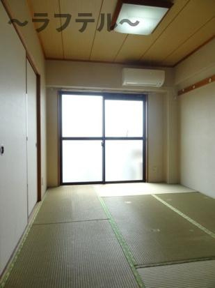 狭山市大字水野の賃貸マンションの和室