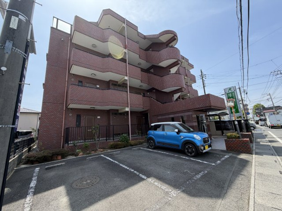 狭山市大字水野の賃貸マンションの外観
