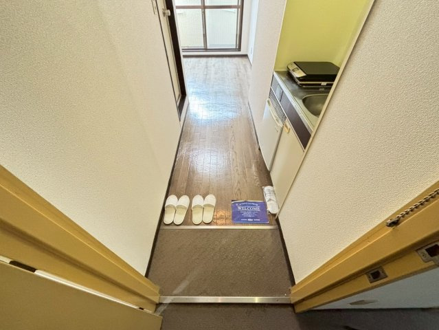フォレスト高畑マンションの玄関