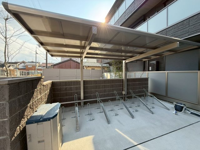 シャーメゾン　やすらぎの駐車場