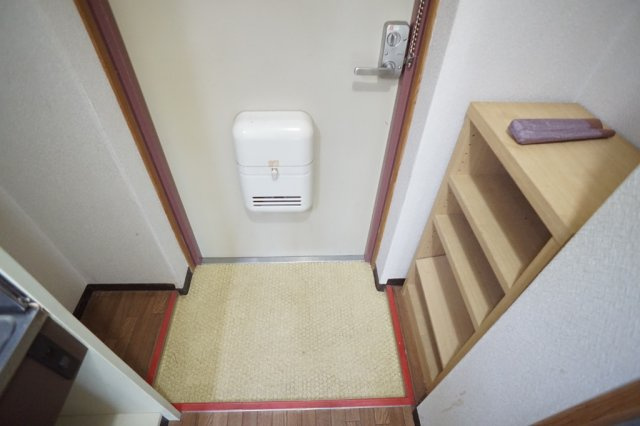 マンション万葉Ⅱの玄関