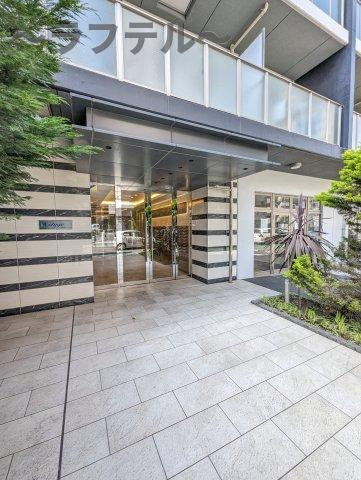 N-Stage西所沢のエントランス