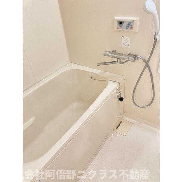 ファイブコート今川の浴室|別部屋リノベーション参考写真です。