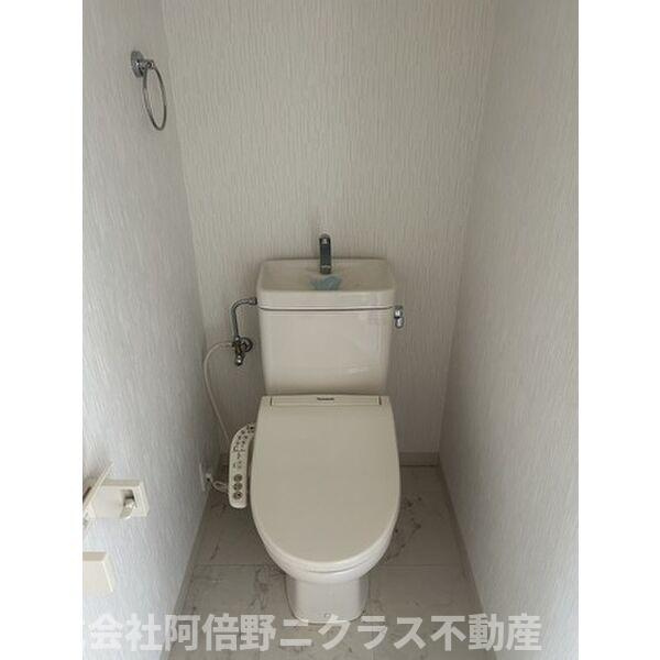 ファイブコート今川のトイレ|別部屋リノベーション参考写真です。