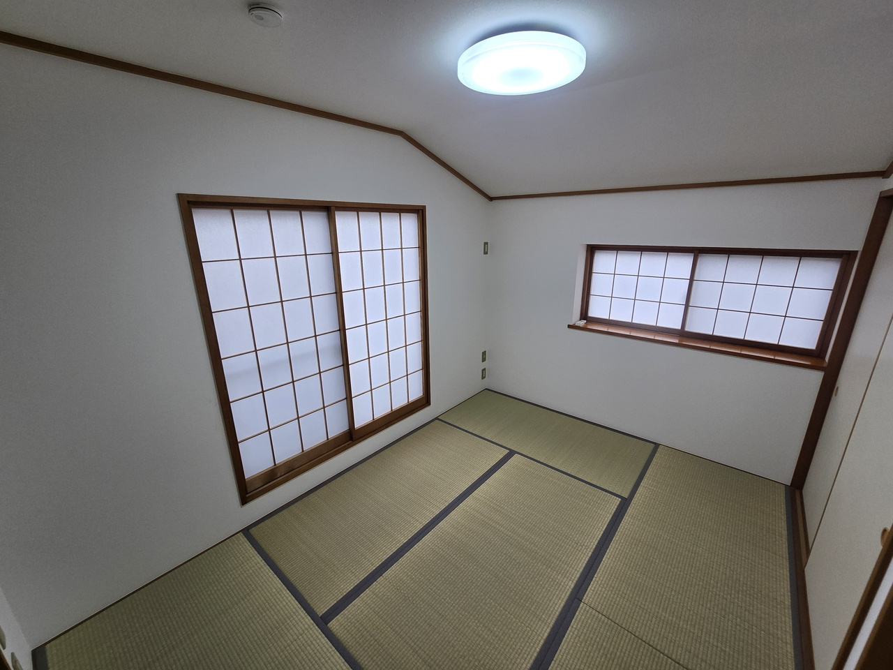 山口戸建の和室