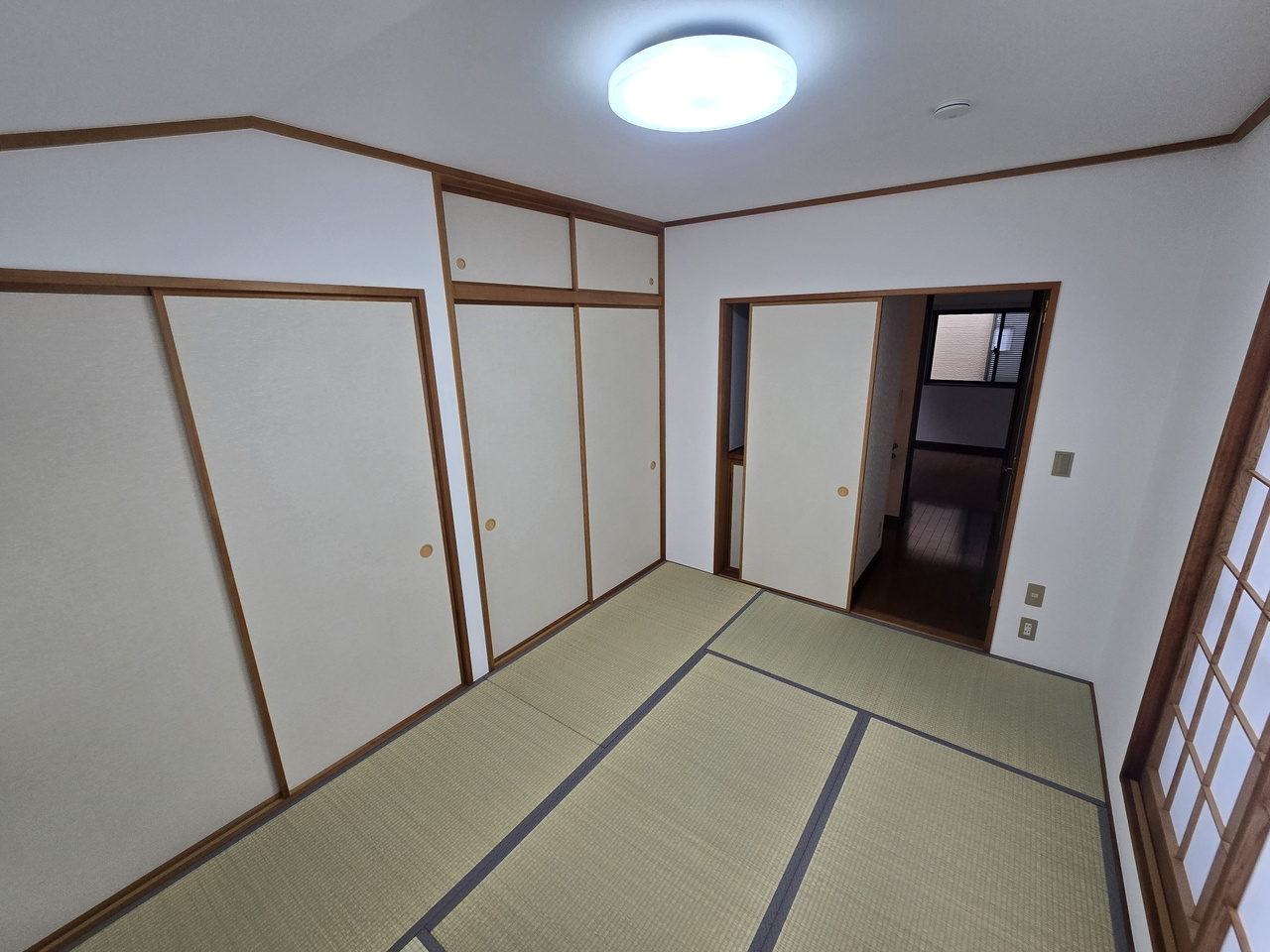 山口戸建の和室