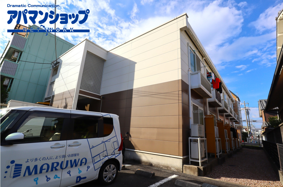 レオパレスＡＱＵＡ　ＢＬＵＥの外観