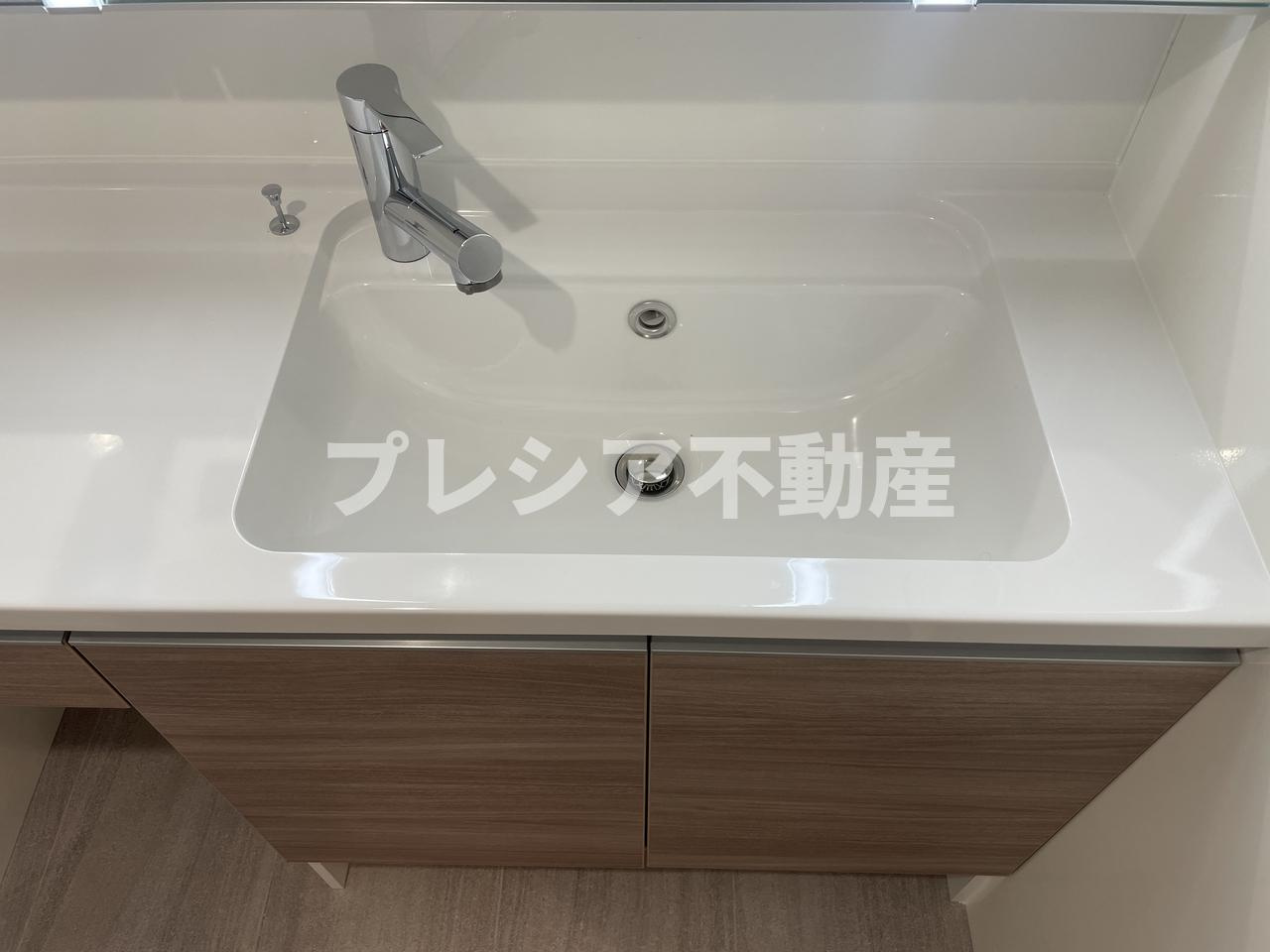 D-ROOM甲子園口の洗面所