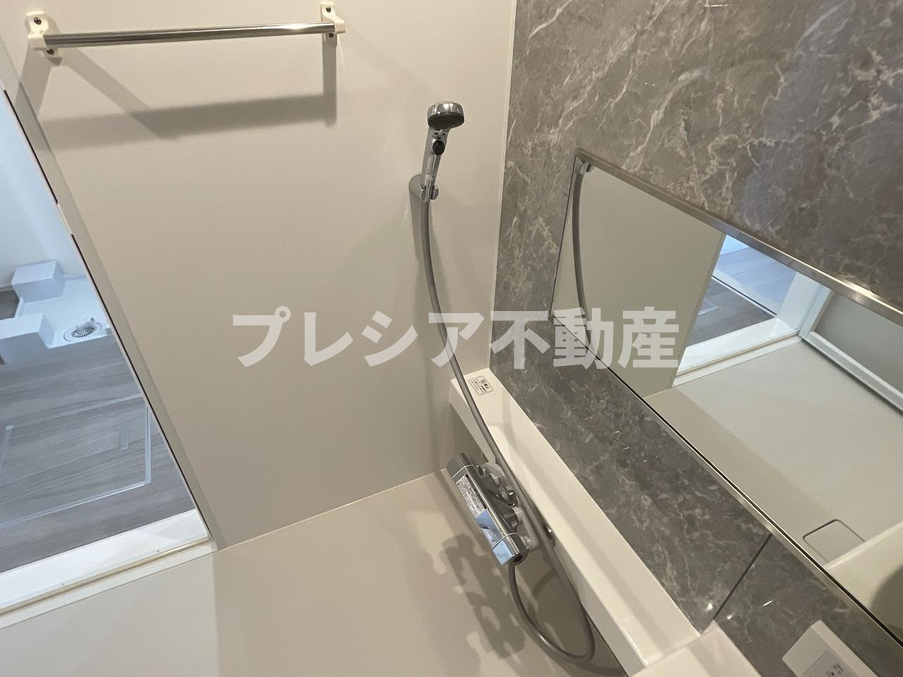 D-ROOM甲子園口の浴室