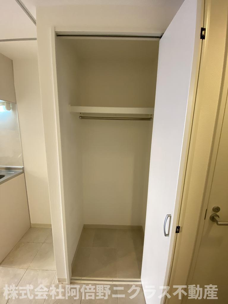 StoRKResidence昭和町の収納|内装は別部屋の参考写真です。