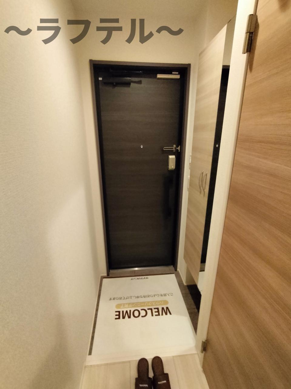ウィングランデの玄関