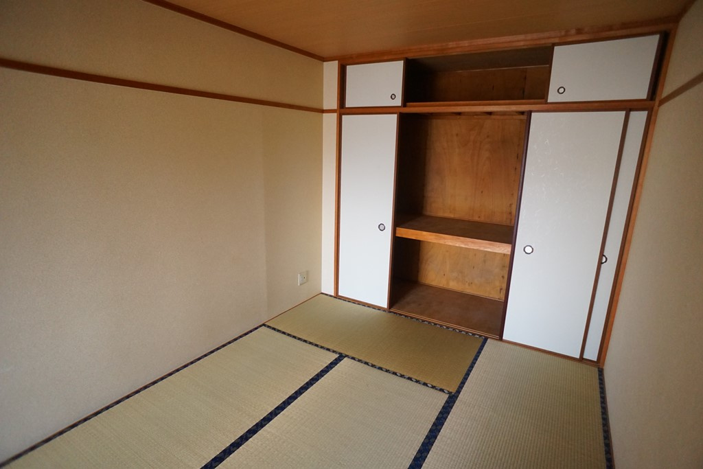 まあぁろーマンションの和室