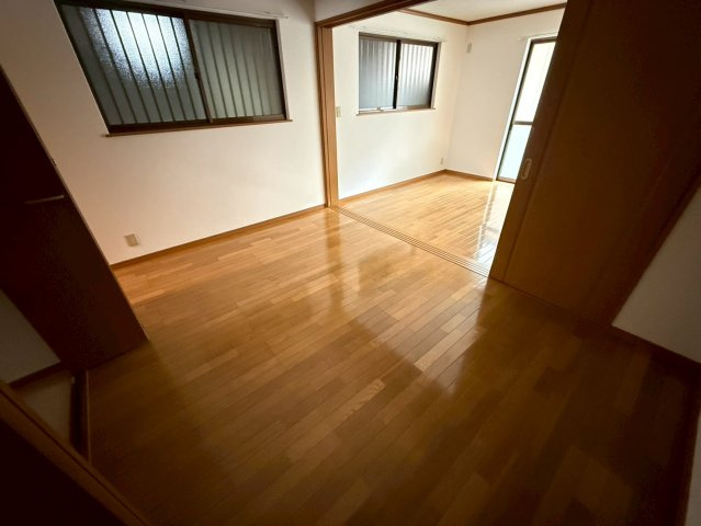神殿マンション３号館の洋室
