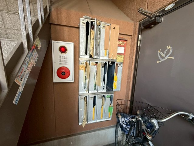 スコッチテリア三条の駐車場