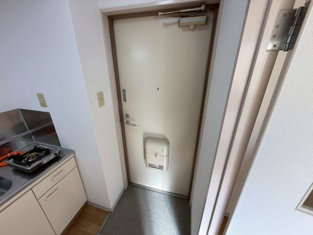 スコッチテリア三条の玄関
