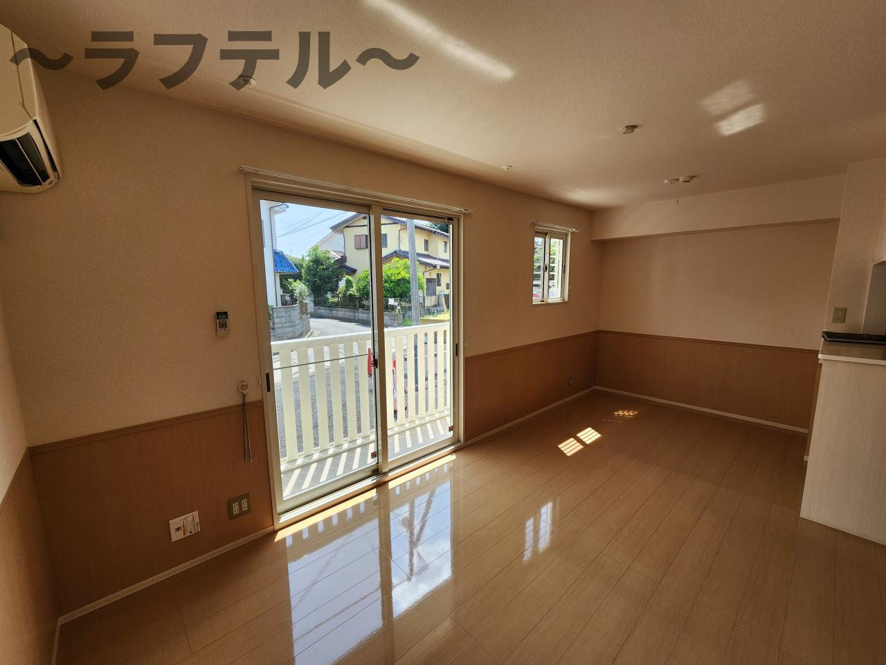 所沢市大字久米のアパートの居間・リビング|別部屋イメージ写真