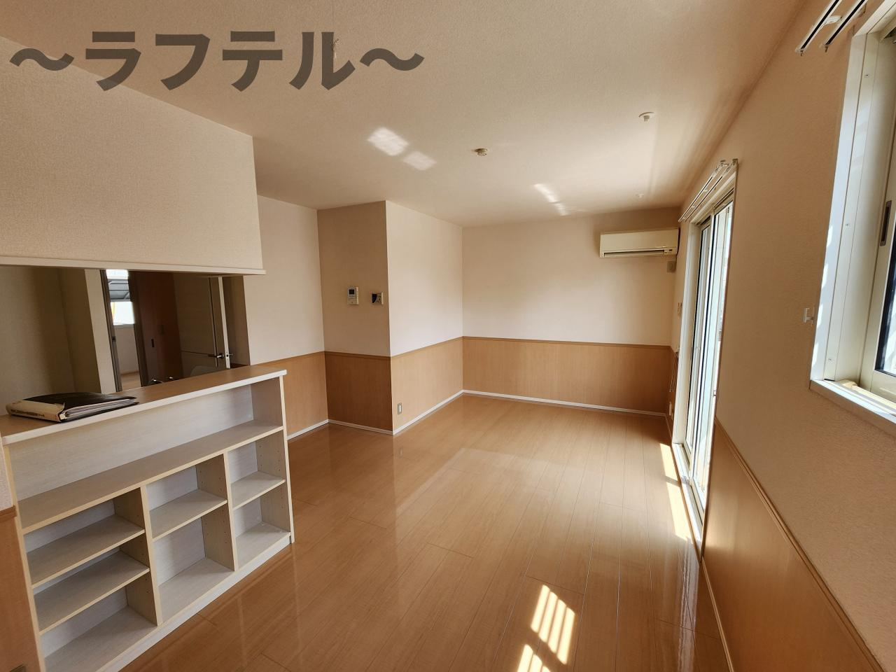 所沢市大字久米のアパートの居間・リビング|別部屋イメージ写真