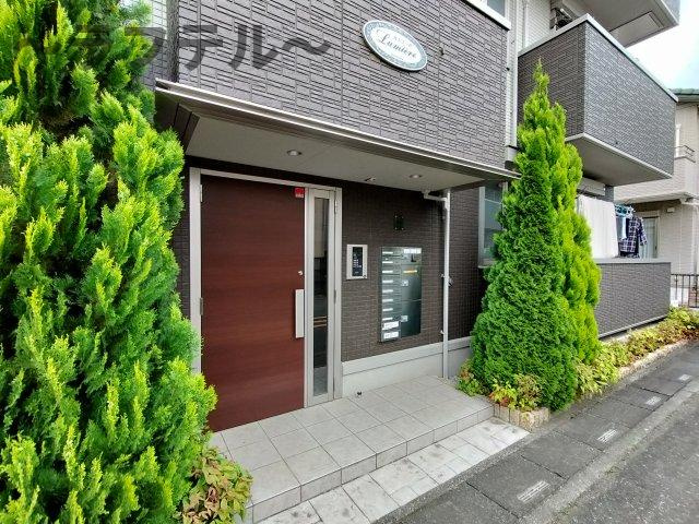 ルミエール（入間）のエントランス