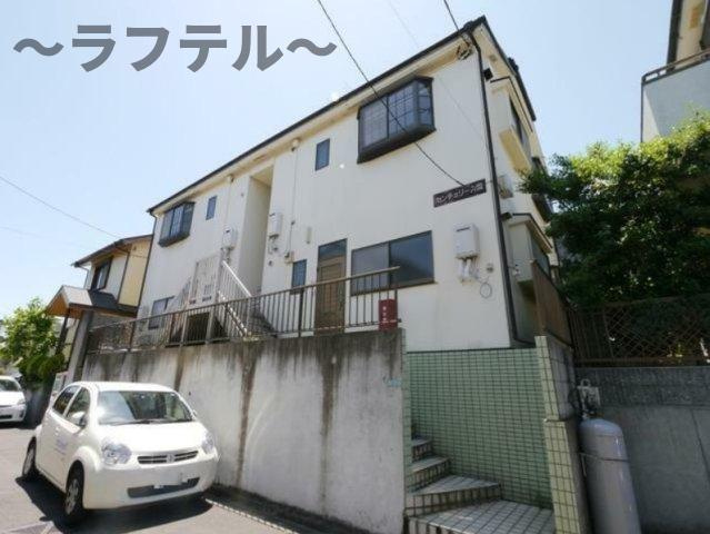 センチュリー入間の外観