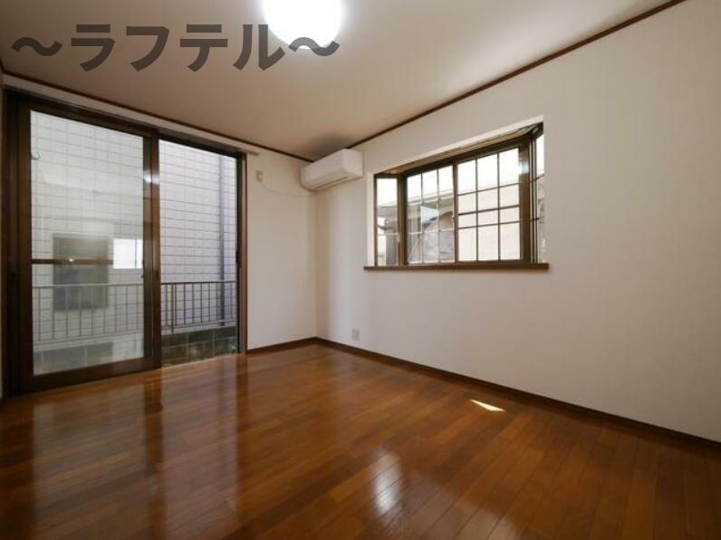 センチュリー入間の洋室