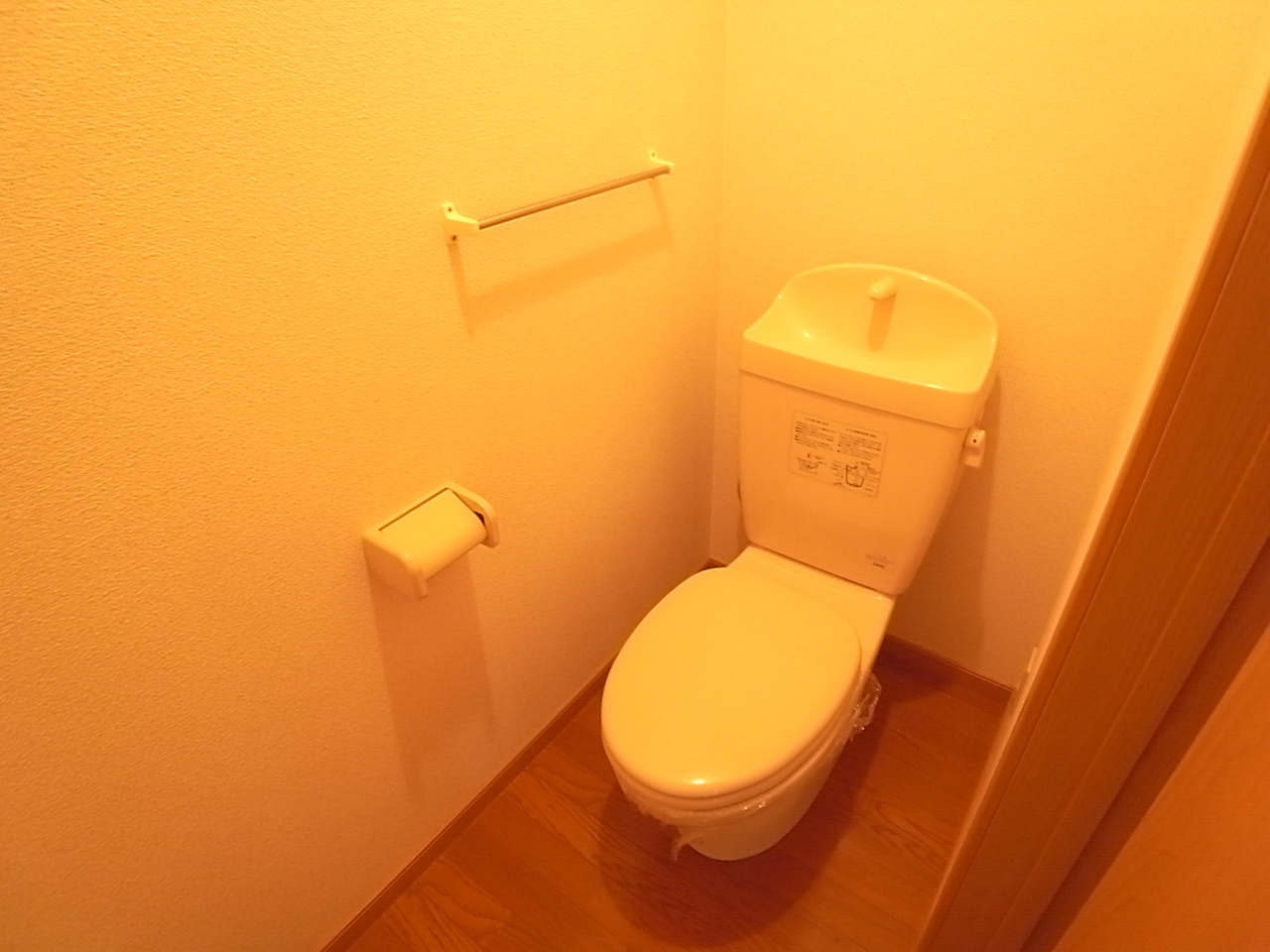 磯城郡田原本町大字三笠のアパートのトイレ