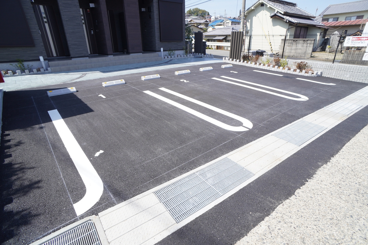 リエールの駐車場