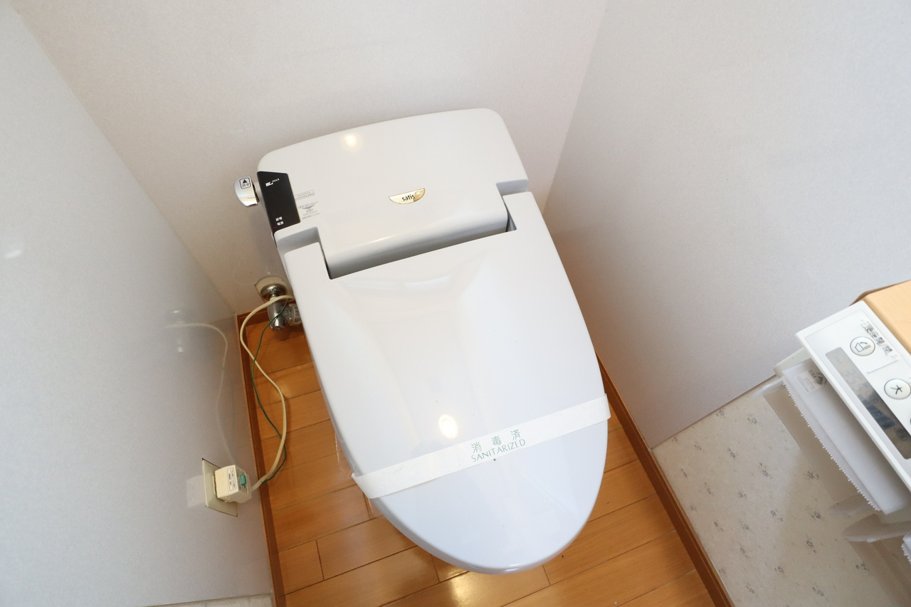 田原本新町貸家のトイレ