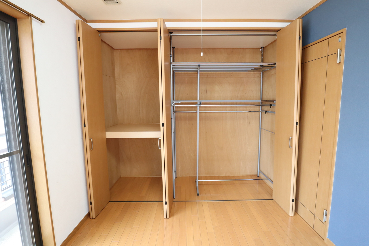 田原本新町貸家の収納