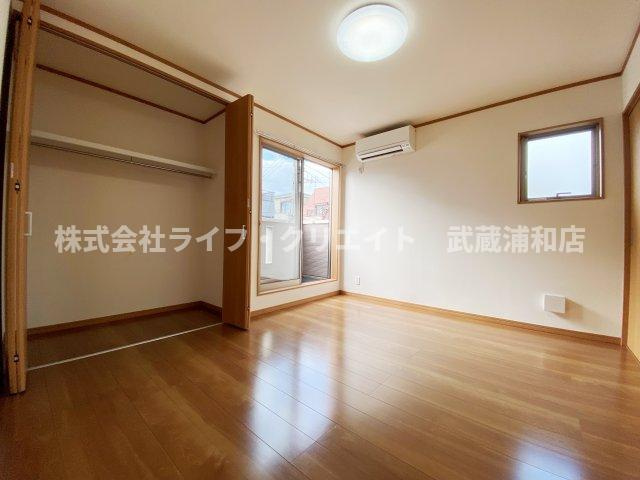 四谷3丁目テラスハウスの寝室