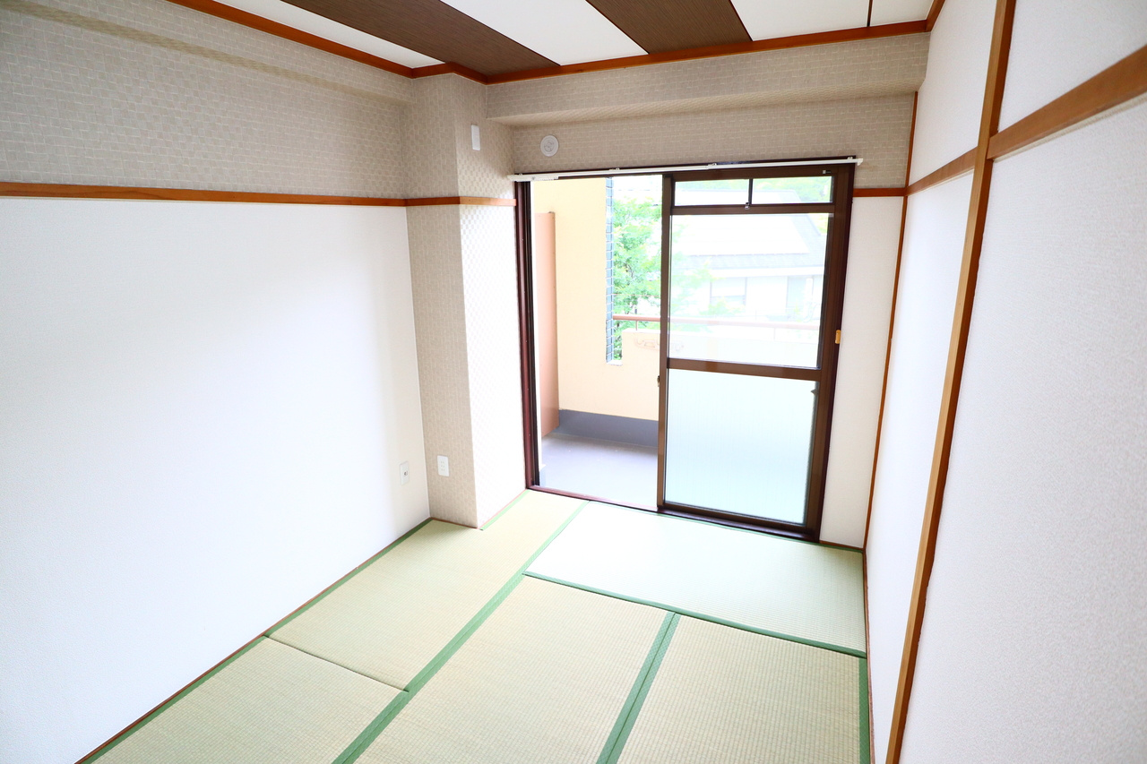 生駒レックスマンションの和室