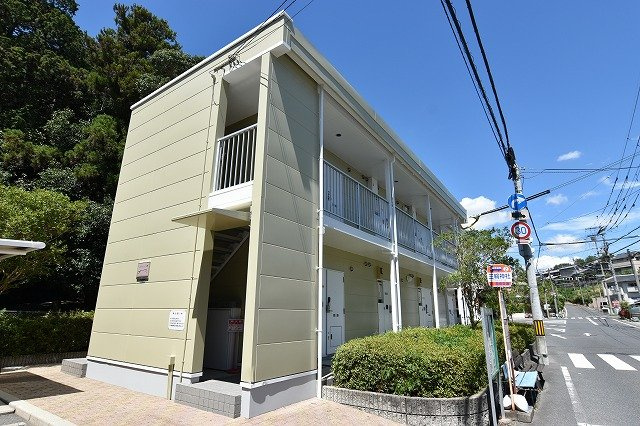 レオパレスあやめ池疋田の外観