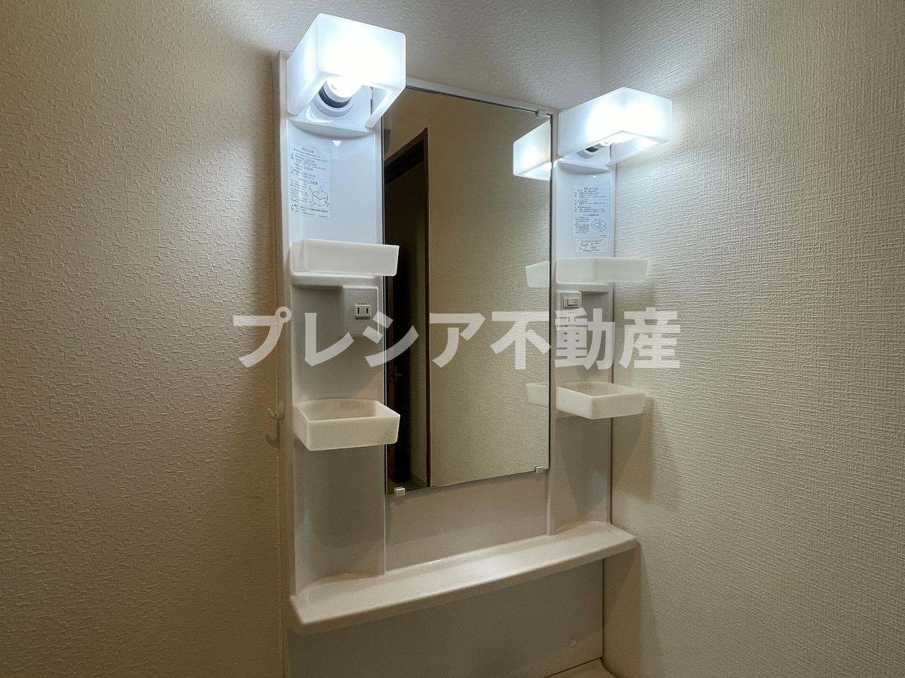 コロナール甲子園の独立洗面台