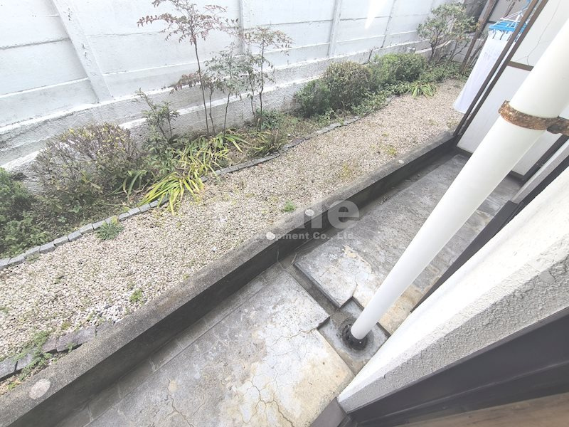 杉並区西荻北２丁目の賃貸マンションのバルコニー