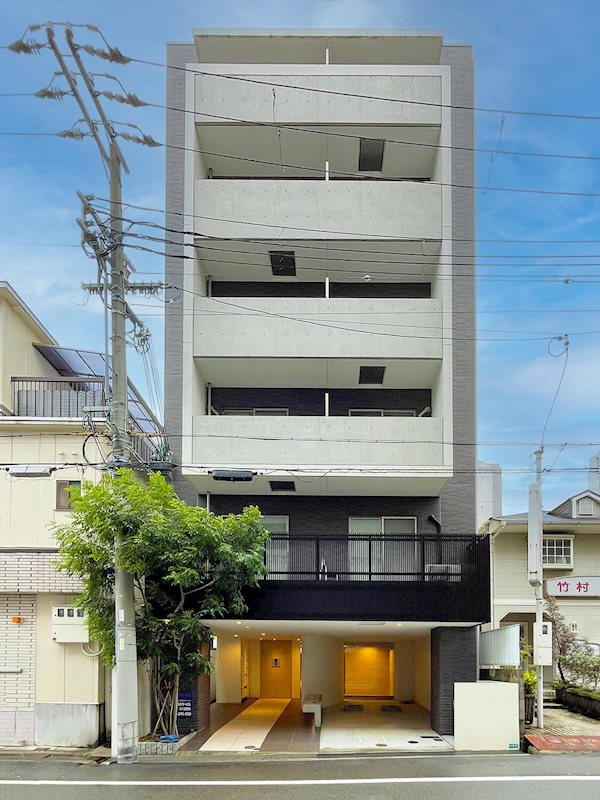 西宮市本町のマンションの外観|RC造6階建　阪神「西宮」駅徒歩約３分　