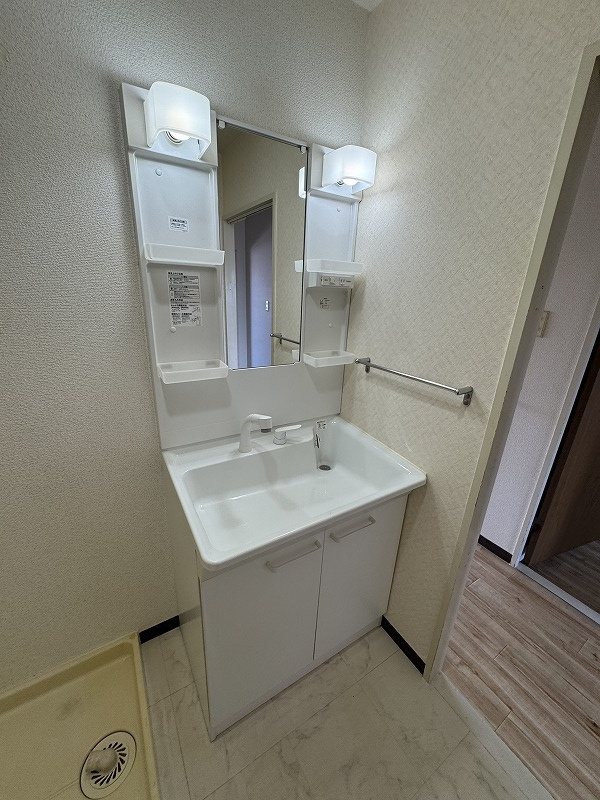 カワデンエミネンスハイツ の洗面所