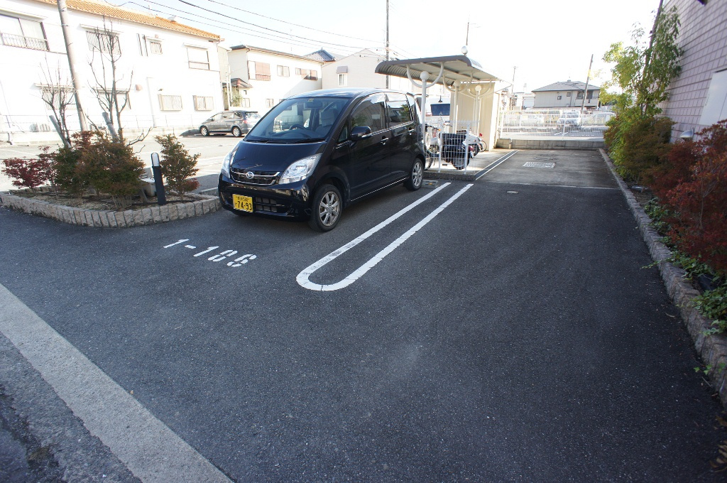 エトワールⅠの駐車場