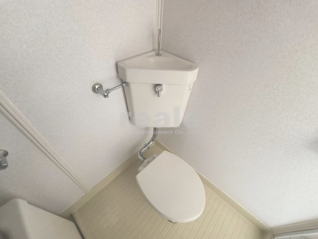 杉並区西荻北４丁目のアパートのトイレ