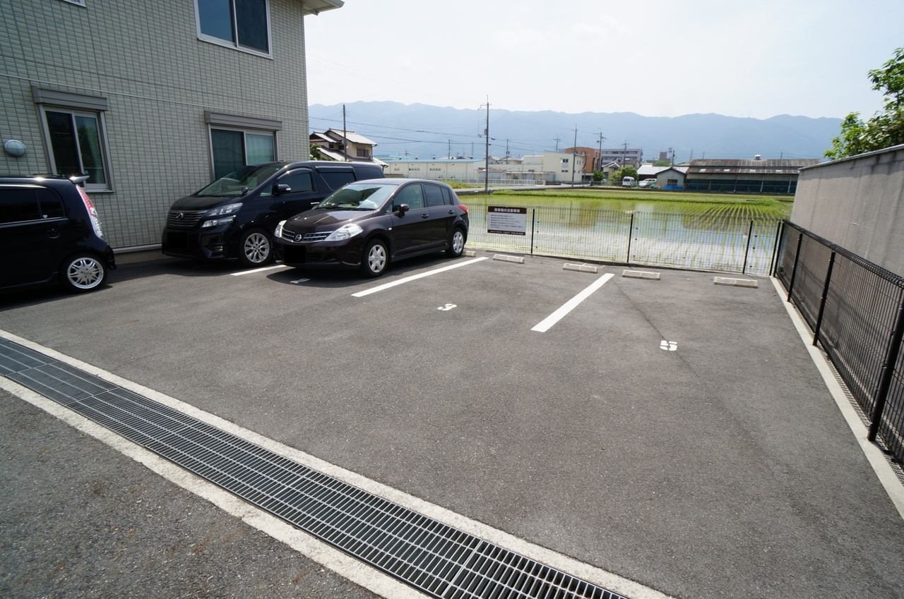 Ａｎｎｅｘ．ＩＩＤＡの駐車場