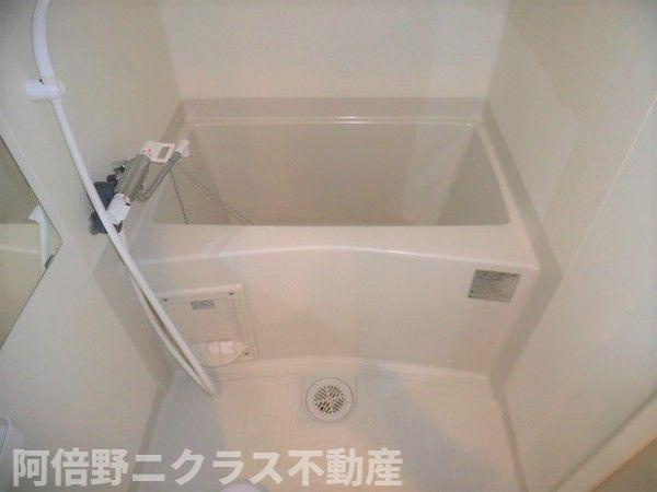 グランパシフィック聖天坂の浴室