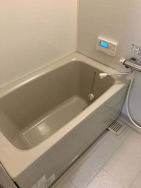 クィーンライフ玉津の浴室