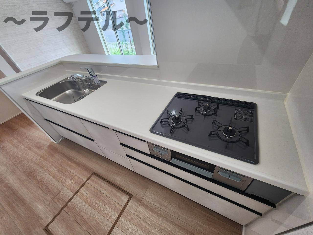 入間市扇町屋７期５棟のキッチン